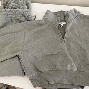 BP Green Quarter-Zip Sleepwear Pullover
